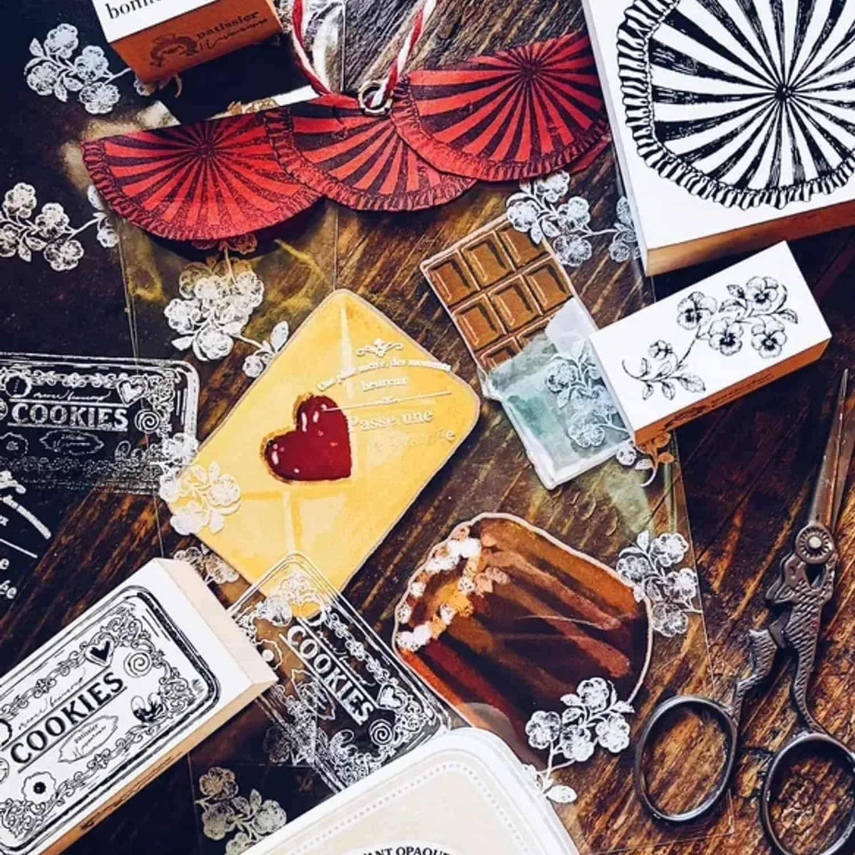 Patissier Harinezumi Stamp – Striped Umbrella