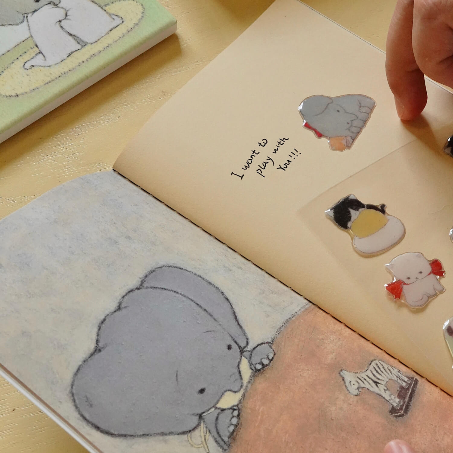 Square Studio × Pige Collection Traveler’s Notebook Insert