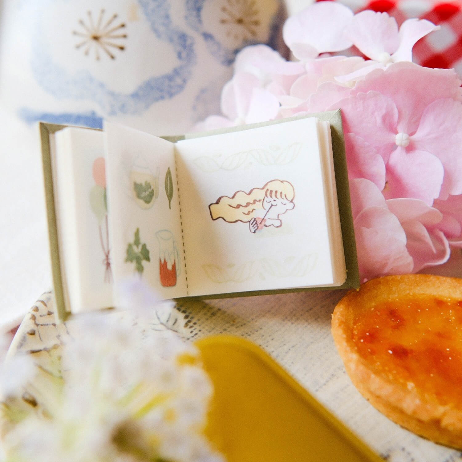 Teayou Kiss-Cut Sticker Book – Seasonal Tea Party Vol. 1