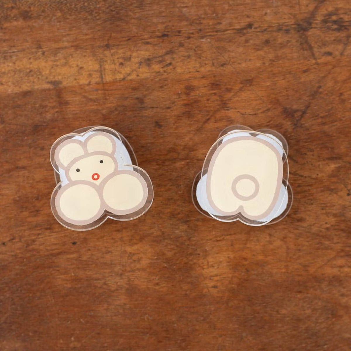 Tegamisha x Hikari Shimamura Reversible Acrylic Clip – Teddy Bear