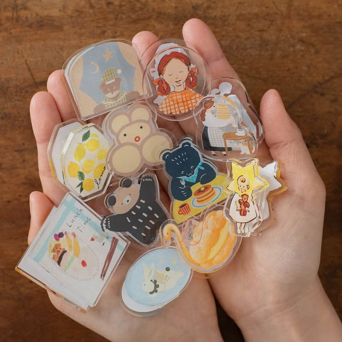 Tegamisha x Tobimatsu Shoichiro Reversible Acrylic Clip – Planner Viewed Through the Window