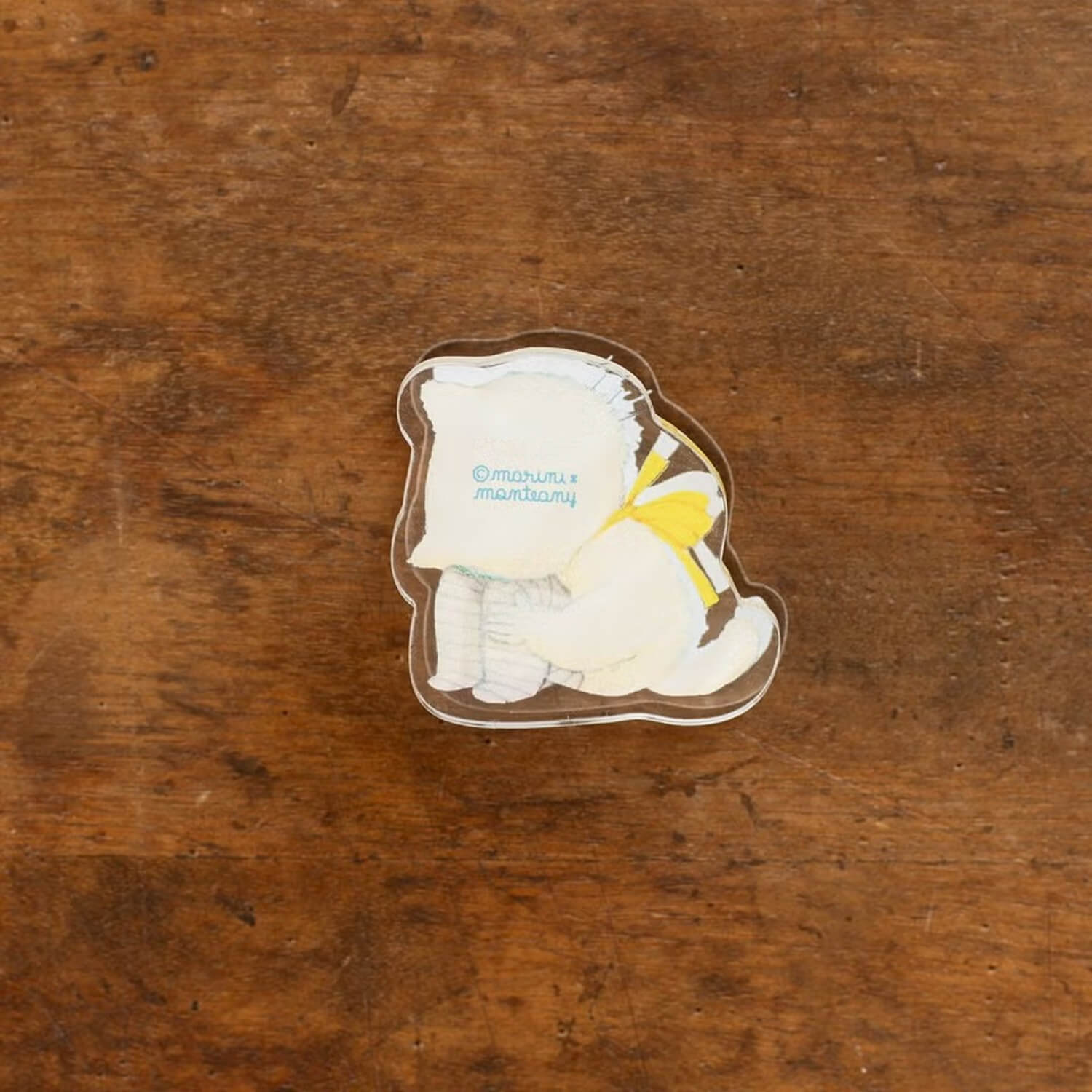 Tegamisha x marini monteany Reversible Acrylic Clip – SHIRONEKO