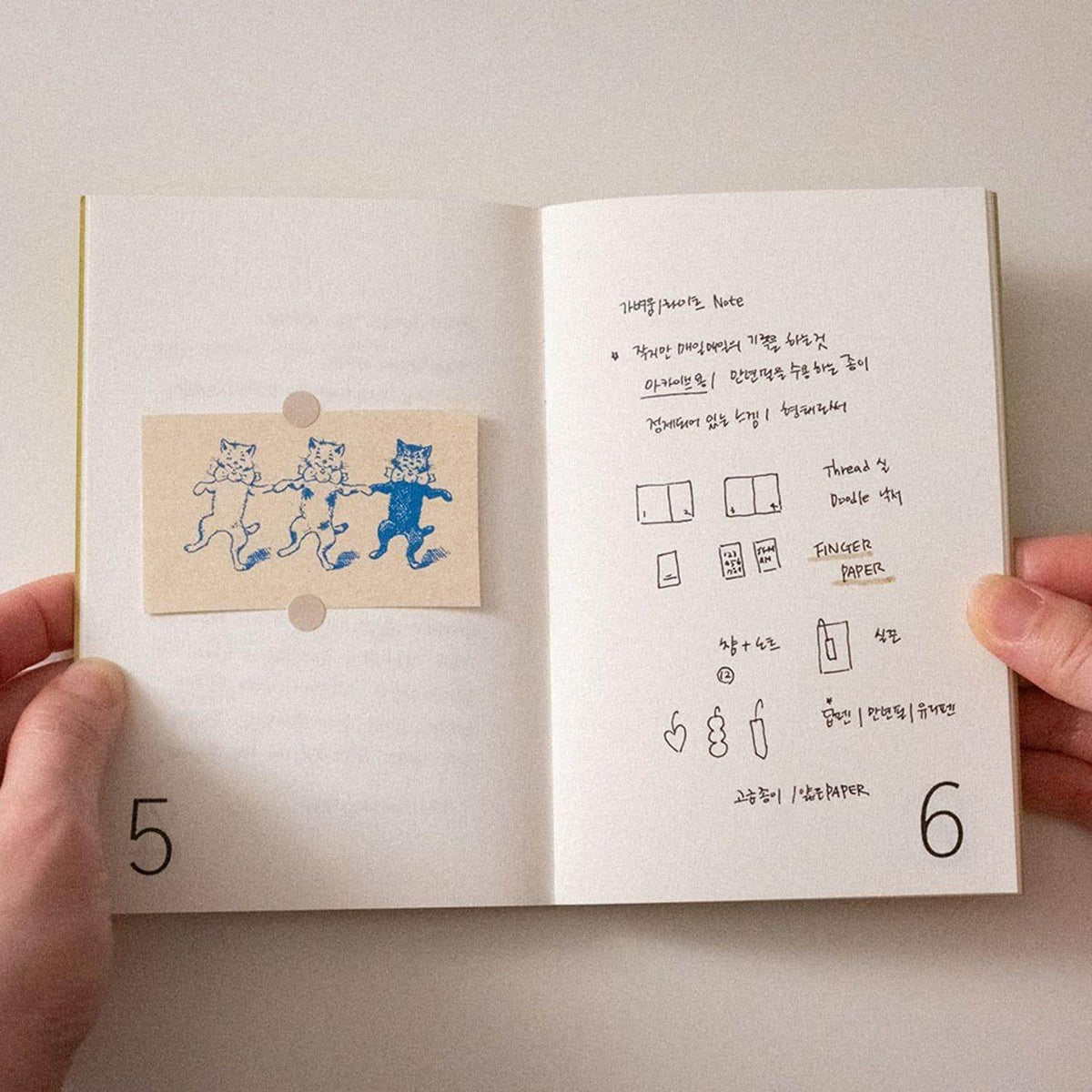 Trolls Paper Finger Paper