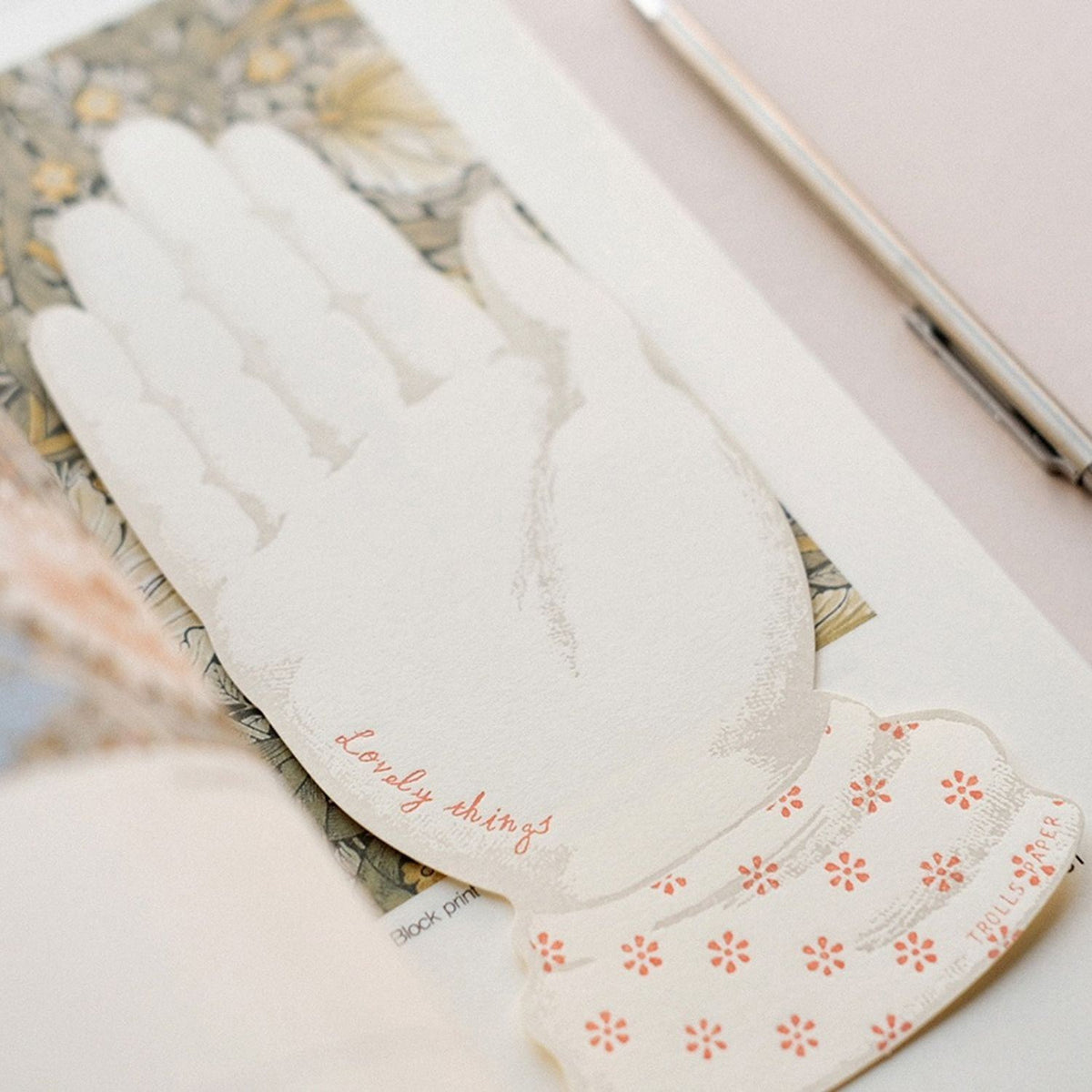 Trolls Paper Grandma Hand Bookmark Memo