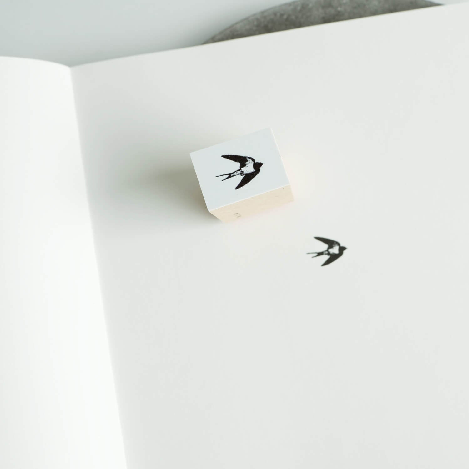 Yohaku Rubber Stamp – Traveler (S-141)