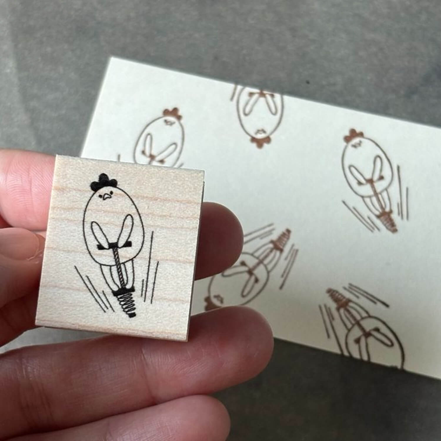 Yun Rubber Stamp – Pogo-Stick Mother Hen