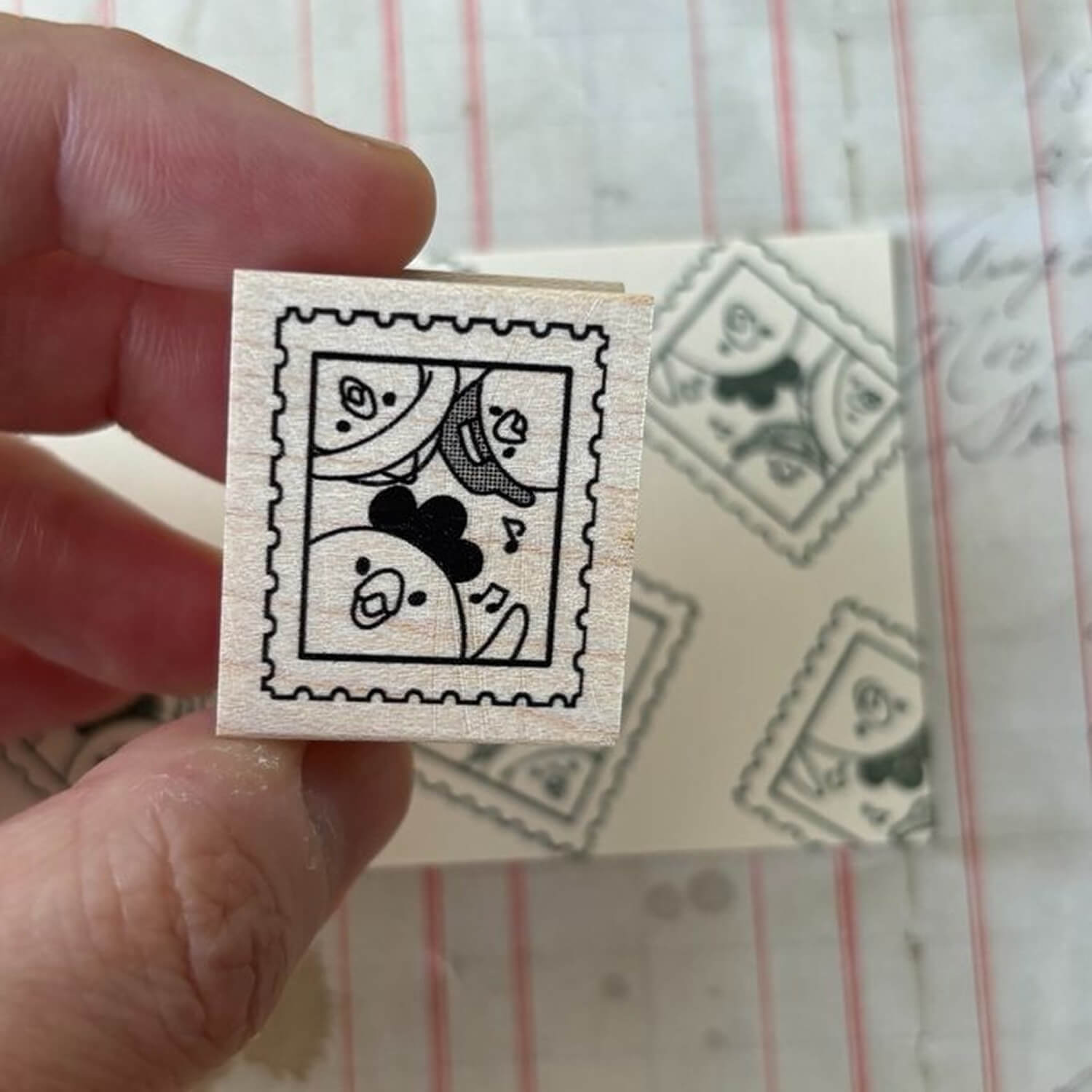 Yun Rubber Stamp – Postage-Stamp-Style Chicken Family