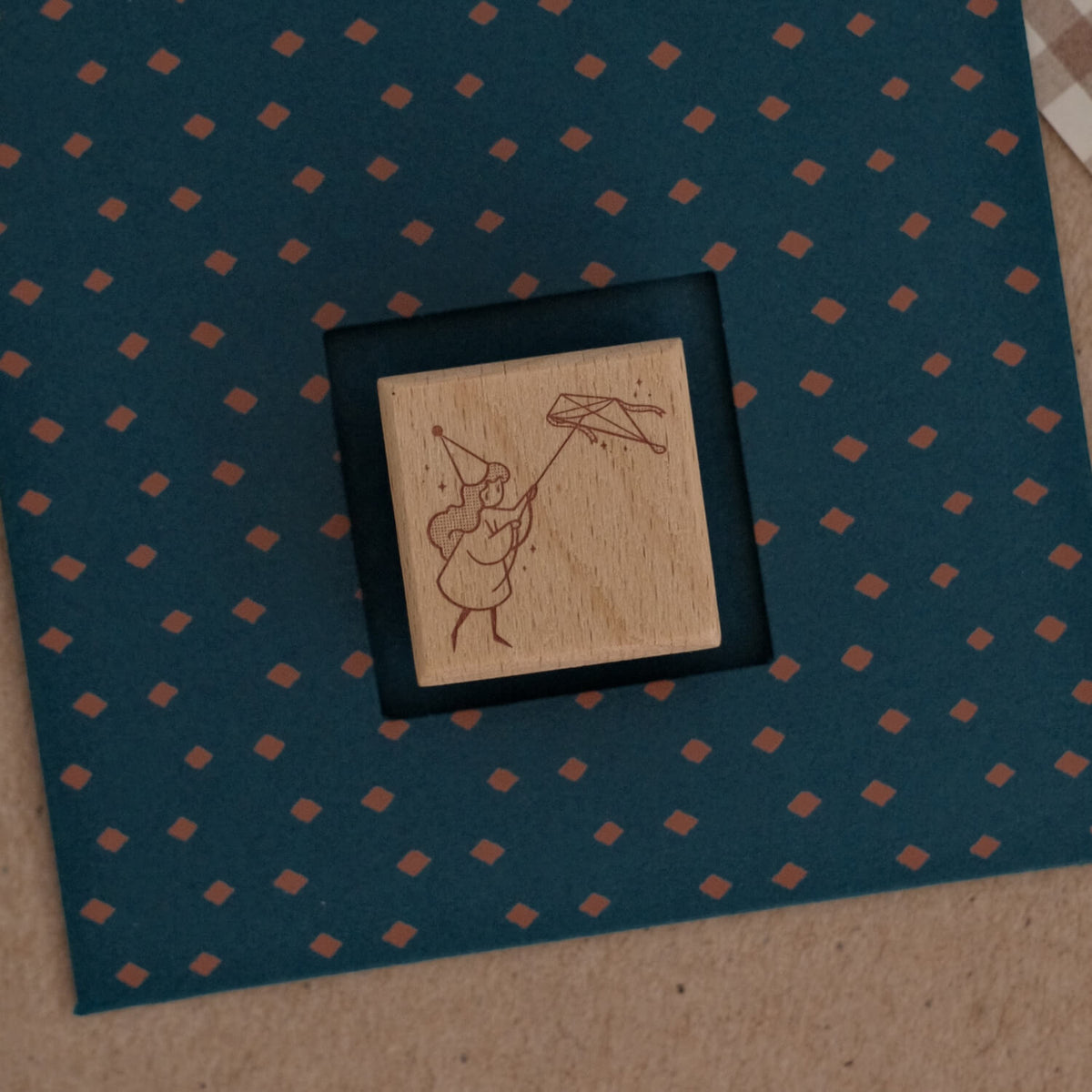 Zhaiwuyinzhi Rubber Stamp - Fly a Kite