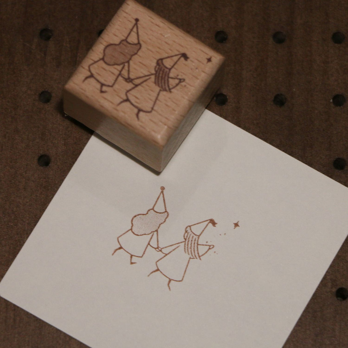 Zhaiwuyinzhi Rubber Stamp - Hand in Hand