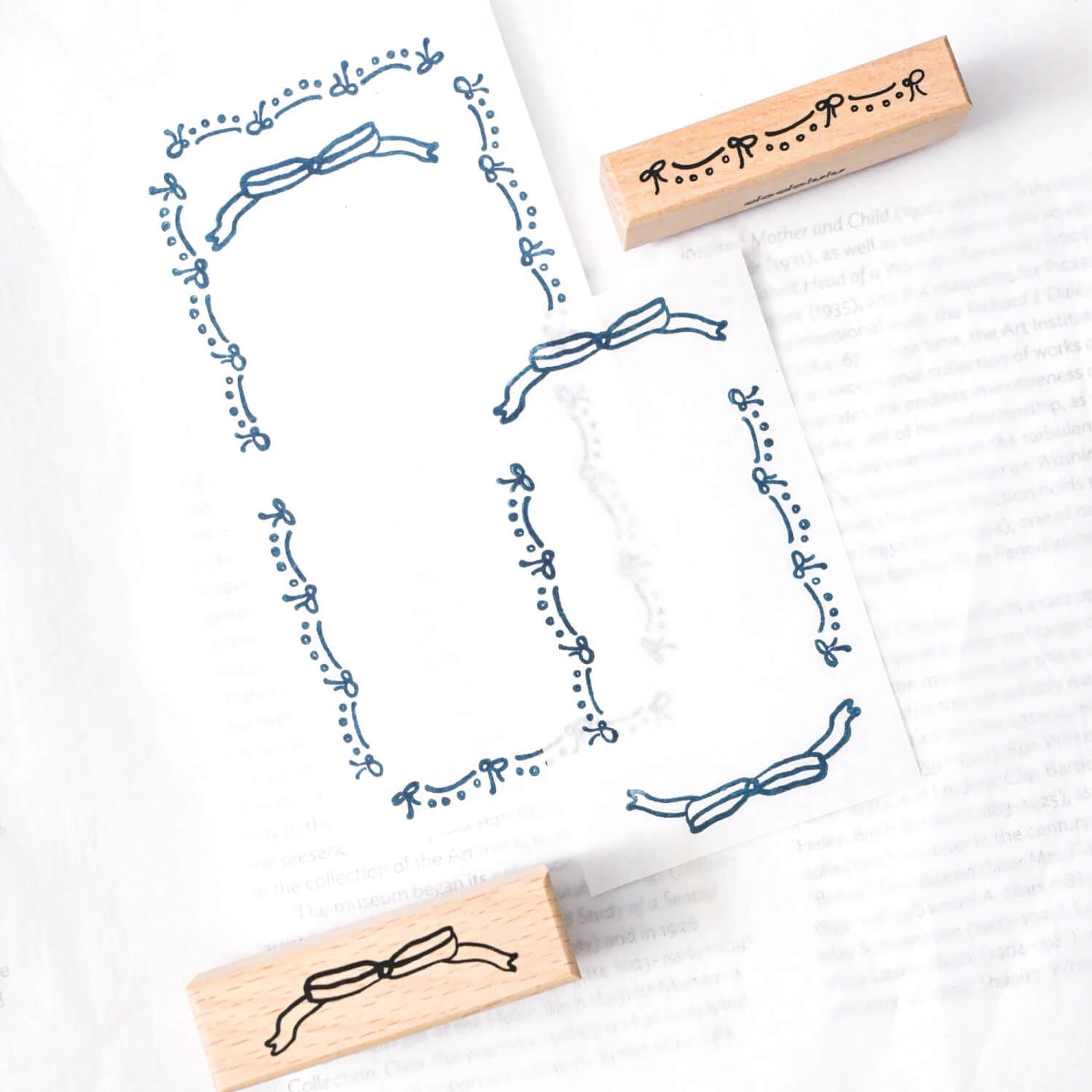 dodolulu Wooden Stamp Set - Beholding