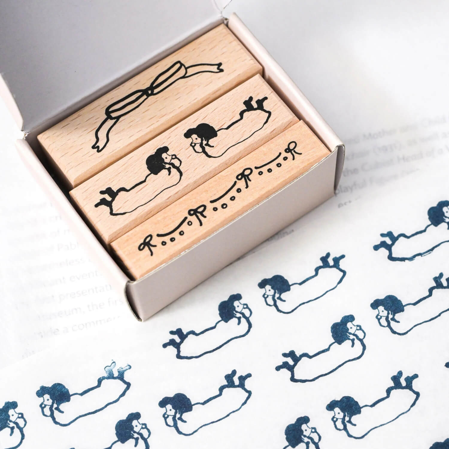 dodolulu Wooden Stamp Set - Beholding
