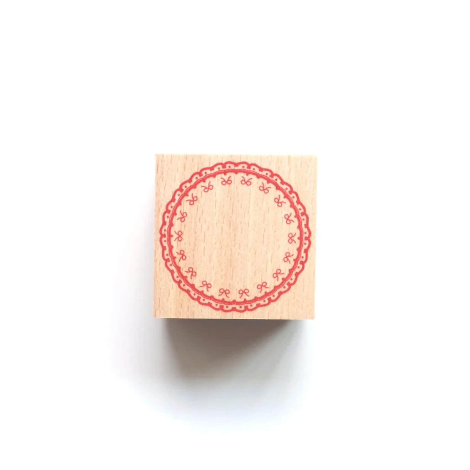 forme. Rubber Stamp – Waku Frill