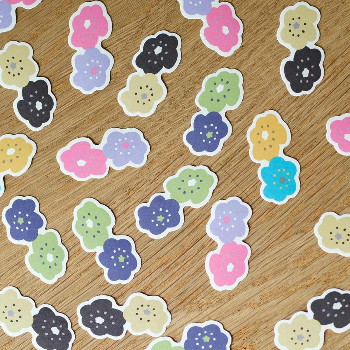 SOU・SOU x PHP Institute Flake Stickers – Smile