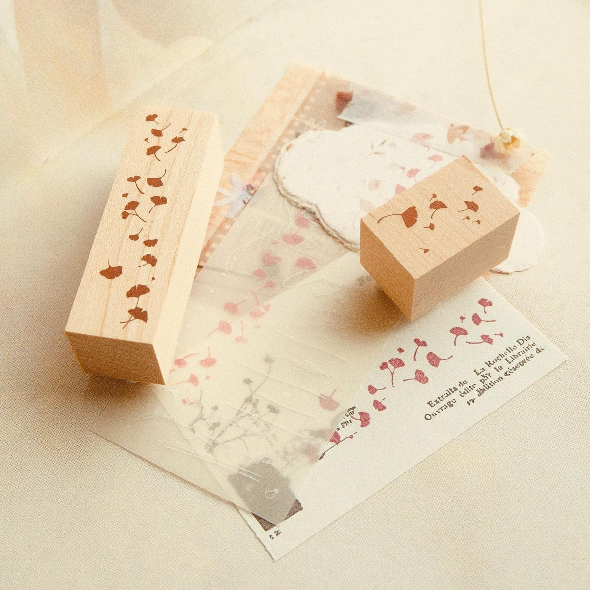 mikan manta Wooden Stamp – Ginkgo, Large