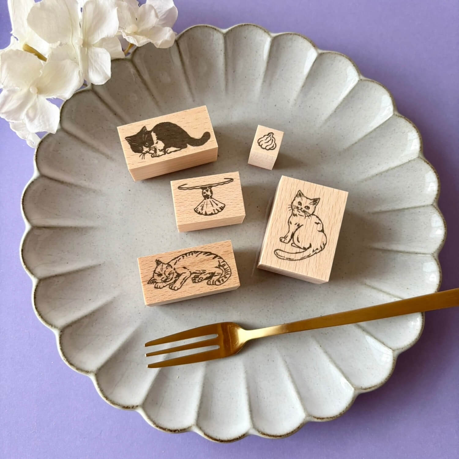 nemunoki paper item Wood Stamp Set – Whipped Cream Cats