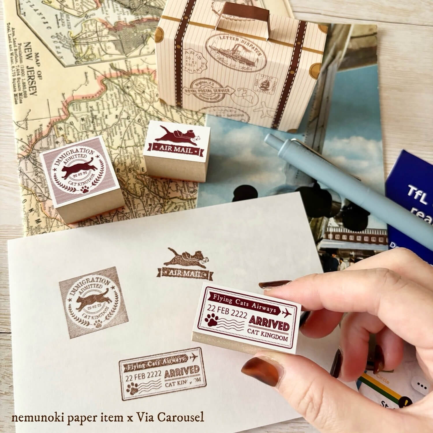nemunoki paper item x Via Carousel Trunk Box Stamp Set – Traveling Cats